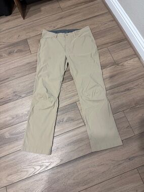 Eddie Bauer Mens Tech Pant 34x30 Khaki Tan Hiking Outdoor Stretch Nylon 1423671